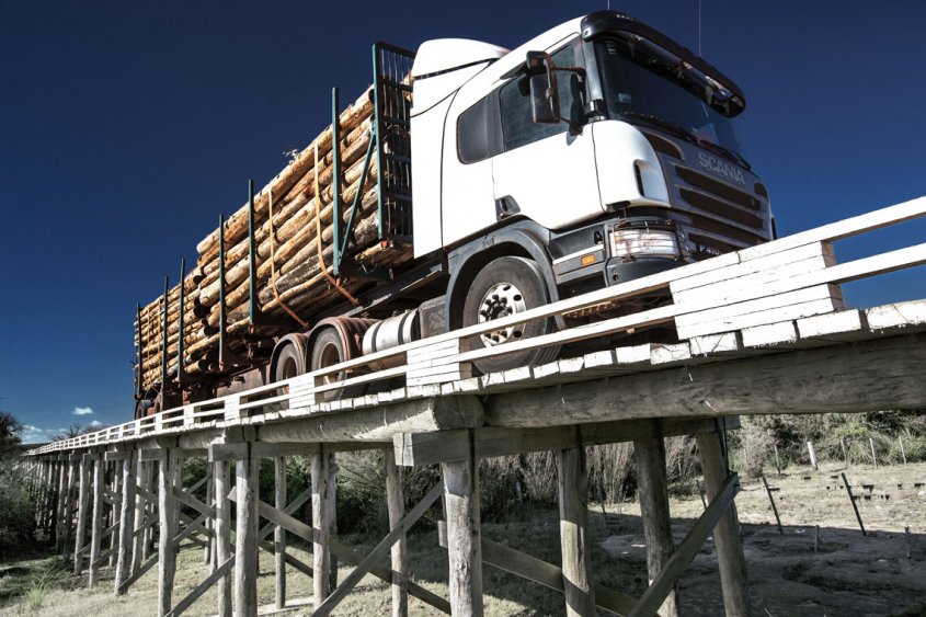 Choferes realizan este miércoles paro nacional en transporte de carga