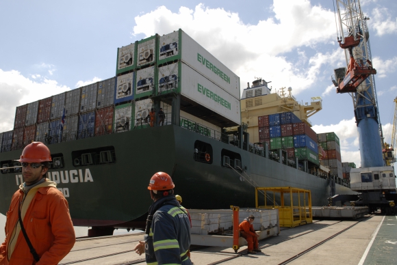 Hay una ?alerta roja? en la relación comercial con Brasil, según experto