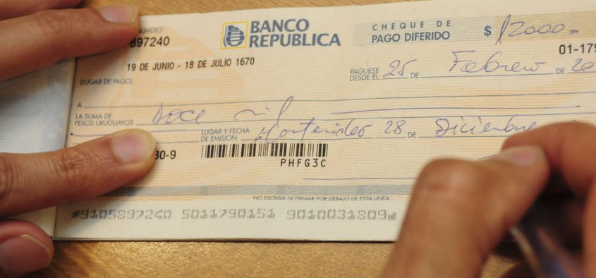 BCU volvió a postergar vigencia de nuevo formato para cheques BCU volvió a postergar vigencia de nuevo formato para cheques