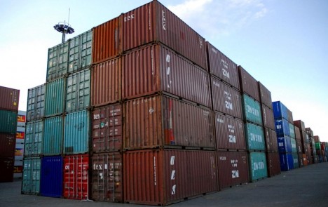 Baja de letras evidencia foco del gobierno en la competitividad Baja de letras evidencia foco del gobierno en la competitividad