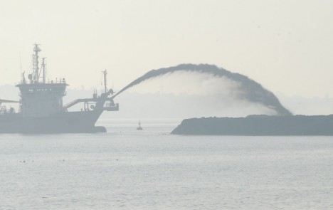 La ANP retomó los trabajos de dragado en canal Martín García